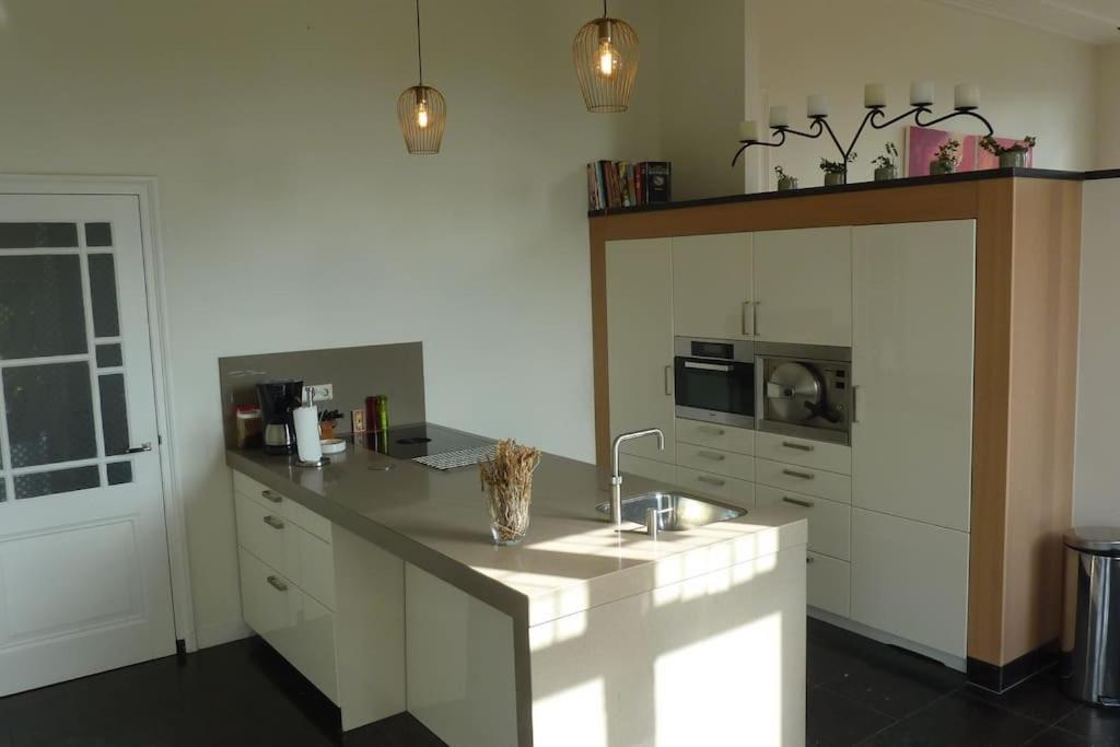 Luxe Woonboerderij In De Natuur. Nieuwkoop Luaran gambar